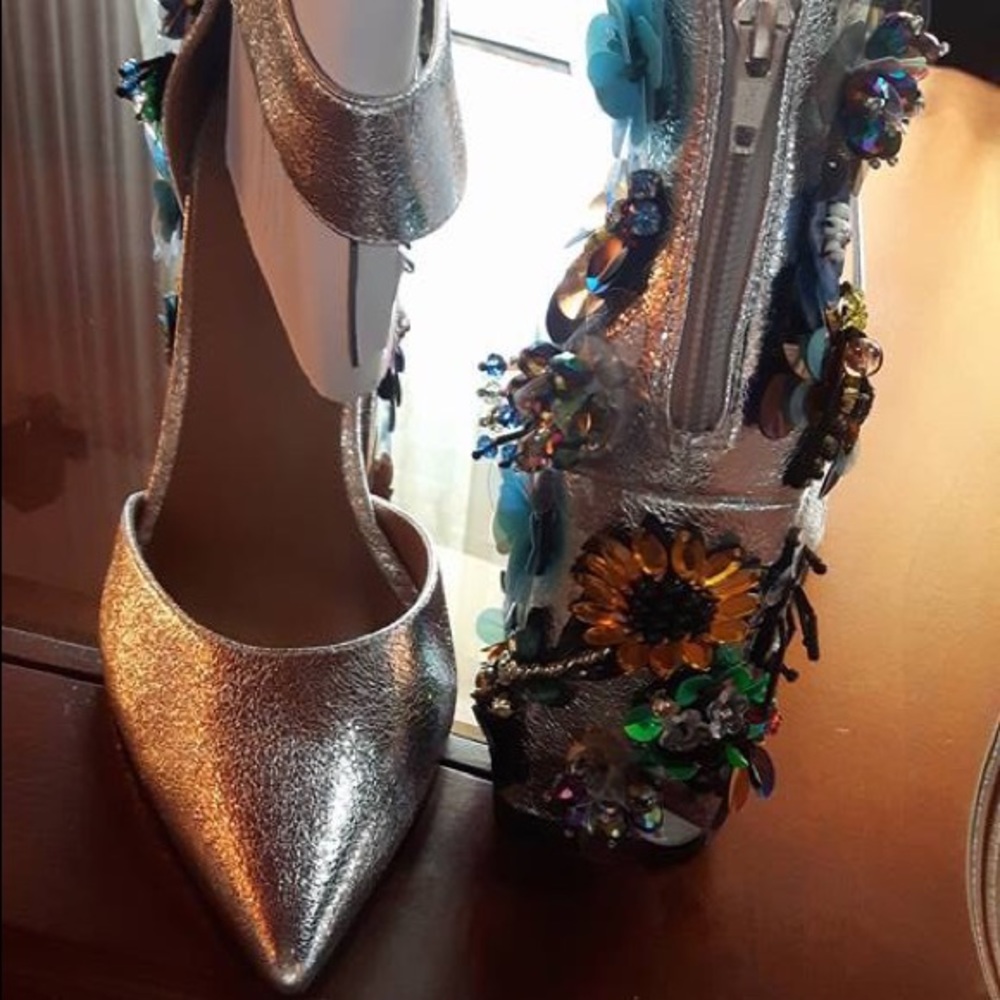 SOLD - Picture 2 of 3